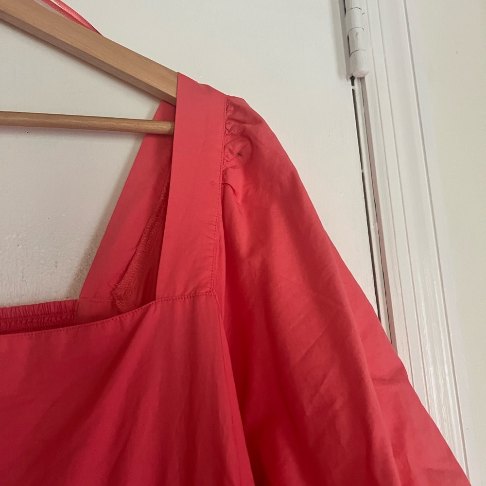 Coral Short Sleeve Dress - Picture 3 of 4